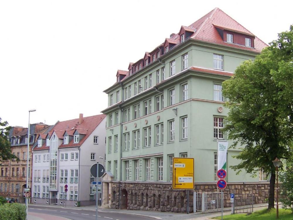 Altenburg – Wohnen am „Großen Teich“ inklusive Home-Office Büro und Kinderzimmer