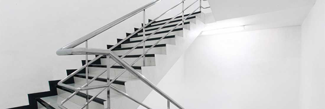laurat_header_treppe_1100px